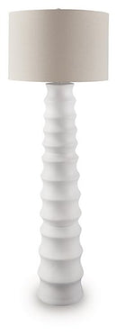 Veraleigh Floor Lamp